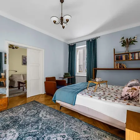 Apartment Srodmiescie - Balcony & Workspace - By Rentujemy *