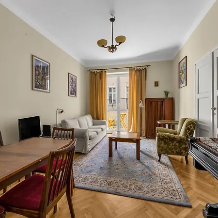 Srodmiescie - Balcony & Workspace - By Rentujemy Warschau